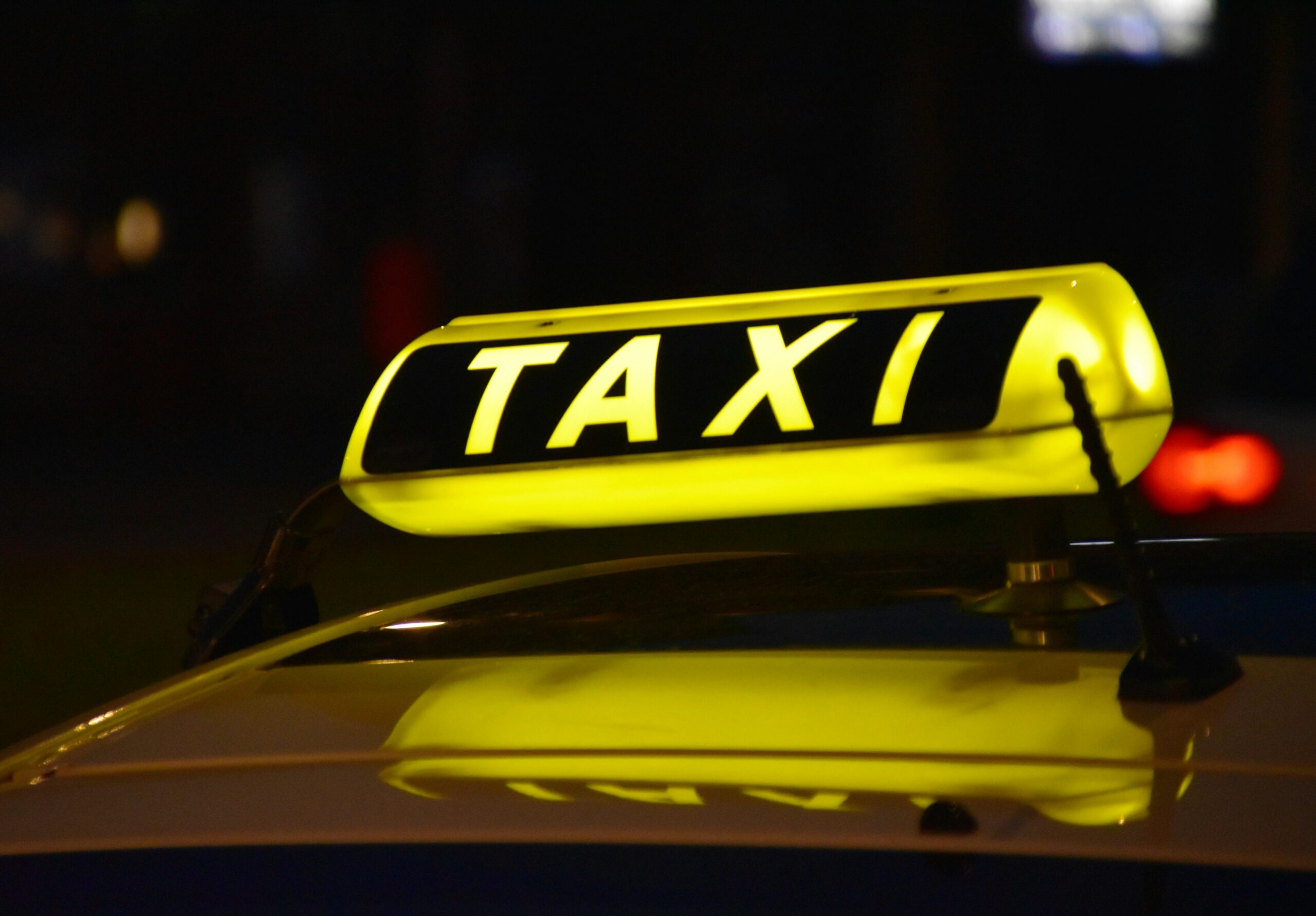 Taxi & Airport Transfers